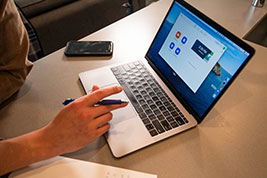 《三代響馬》劇情介紹_三代響馬演員表_三代響馬電影原型影評